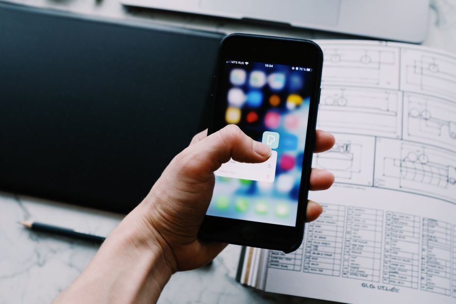 Installing an app on a smartphone